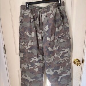 No Boundaries Men's Camouflage Cargo Pants - Olive, Gray, Brown